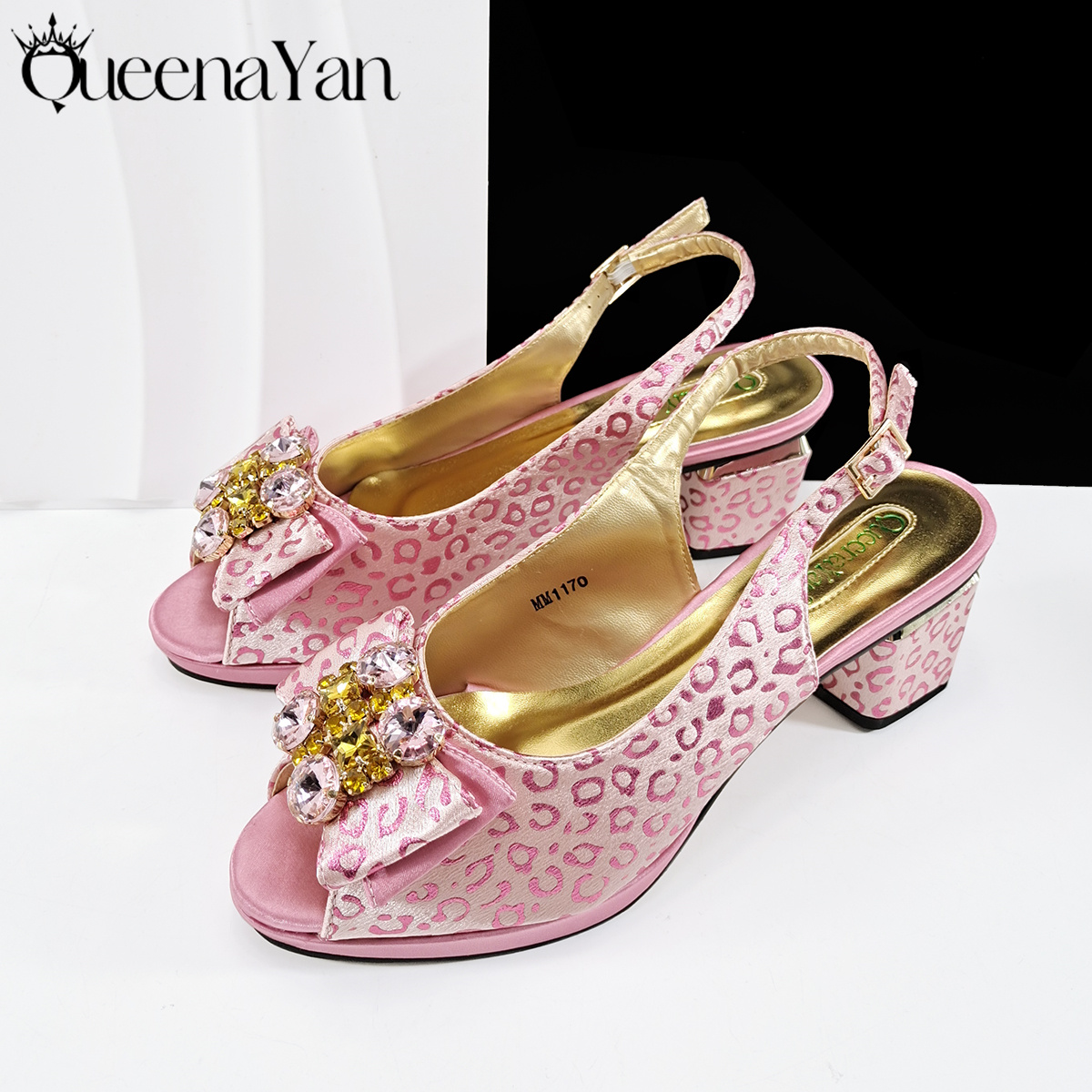 Queena Yan 2025, moda italiana - Women Bags And Shoes reseña y precio